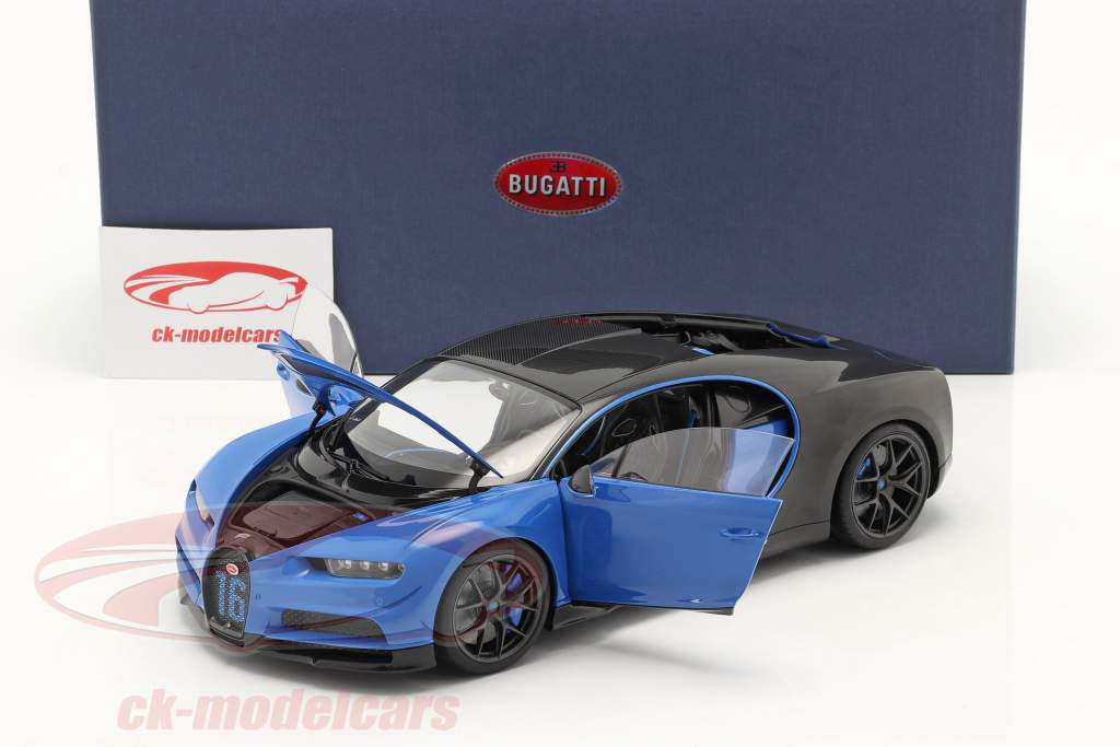 Bugatti Chiron Sport Baujahr 2019 french racing blau / carbon 1:18 AUTOart