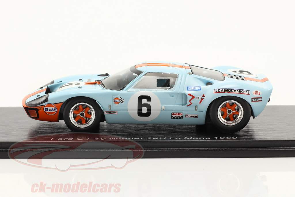 Ford GT40 Gulf #6 ganador 24h LeMans 1969 Ickx, Oliver 1:43 Spark