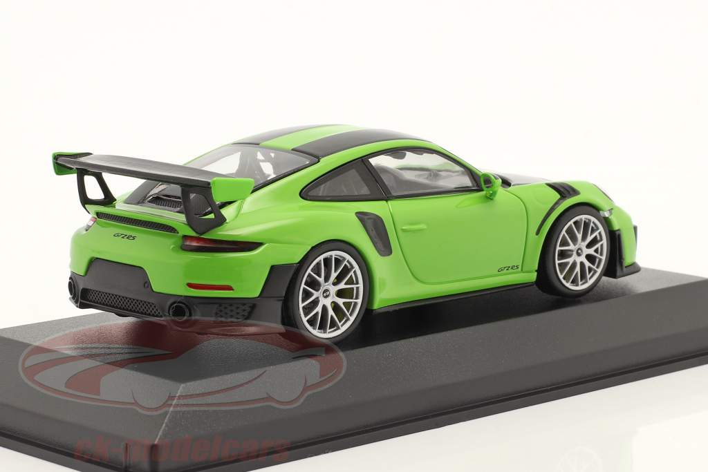 Porsche 911 (991 II) GT2 RS Weissach Package 2018 signal grøn / sølv fælge 1:43 Minichamps