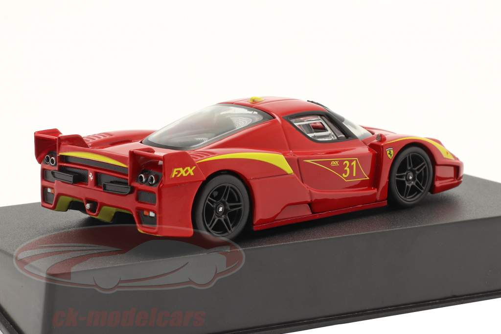 Ferrari FXX Evoluzione Byggeår 2008 med Udstillingsvindue Rød / gul 1:43 Altaya