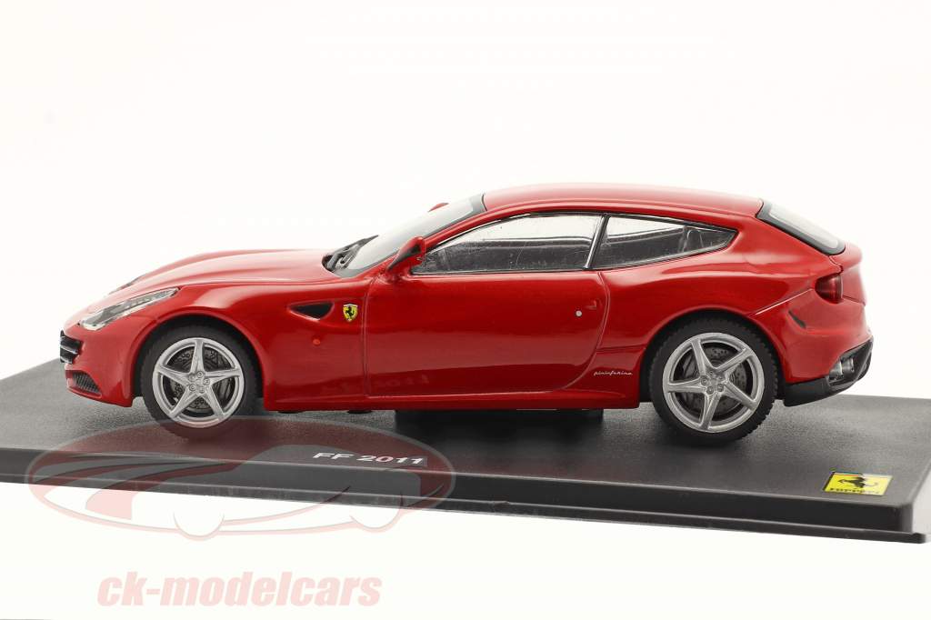Ferrari FF Année de construction 2011 avec Vitrine rouge 1:43 Altaya