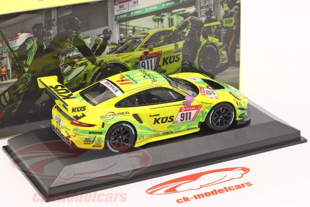 Porsche 911 GT3 R #911 winnaar 24h Nürburgring 2021 Manthey Grello 1:43 Minichamps