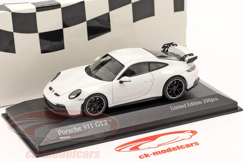 Porsche 911 (992) GT3 Byggeår 2020 hvid / sort fælge 1:43 Minichamps