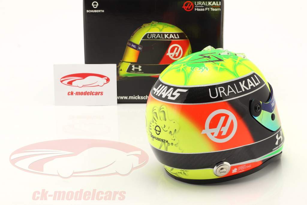 Mick Schumacher #47 Uralkali Haas F1 Team formule 1 2021 casque 1:2 Schuberth