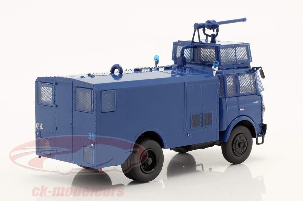 Berliet GBK80 cañón de agua policía Año de construcción 1960 azul 1:43 Hachette