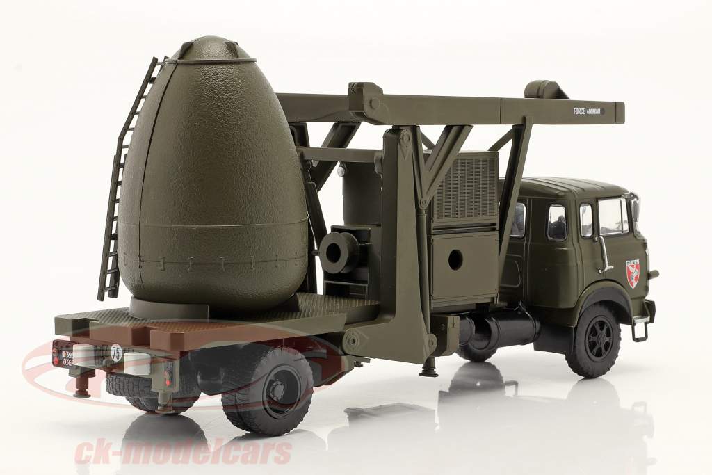 Berliet VTC militaire Transporteur de missiles Année de construction 2018 olive foncé 1:43 Hachette