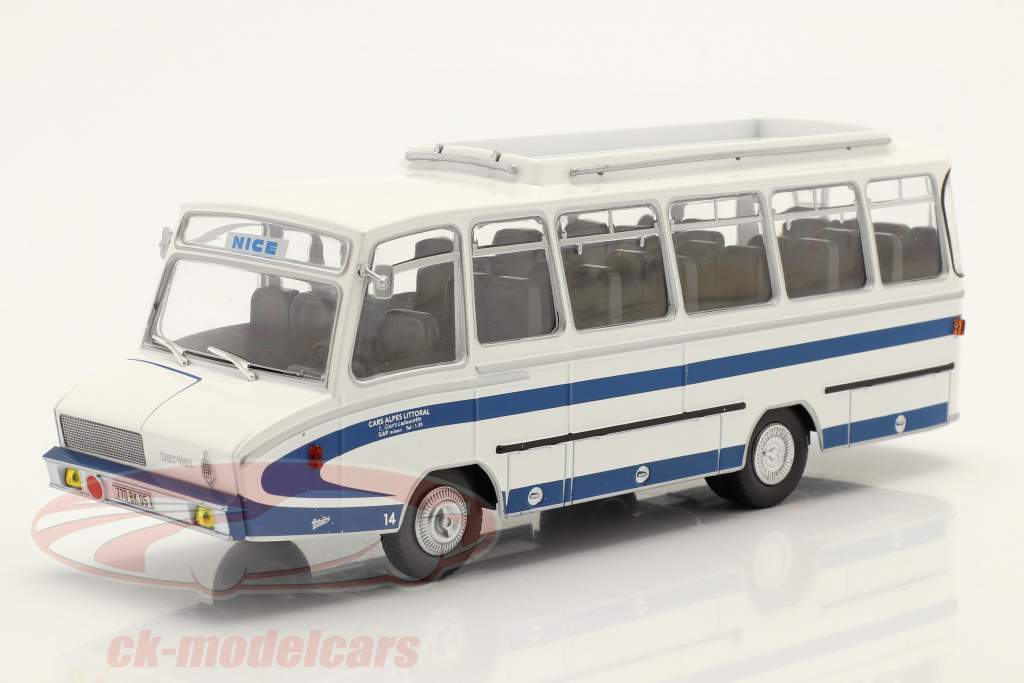 Berliet Stradair Autocar Byggeår 1965 hvid / blå 1:43 Hachette