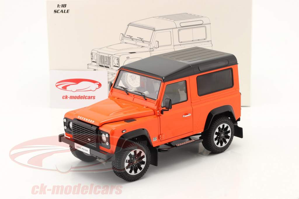 Land Rover Defender 90 Works V8 Année de construction 2018 Orange 1:18 LCD Models