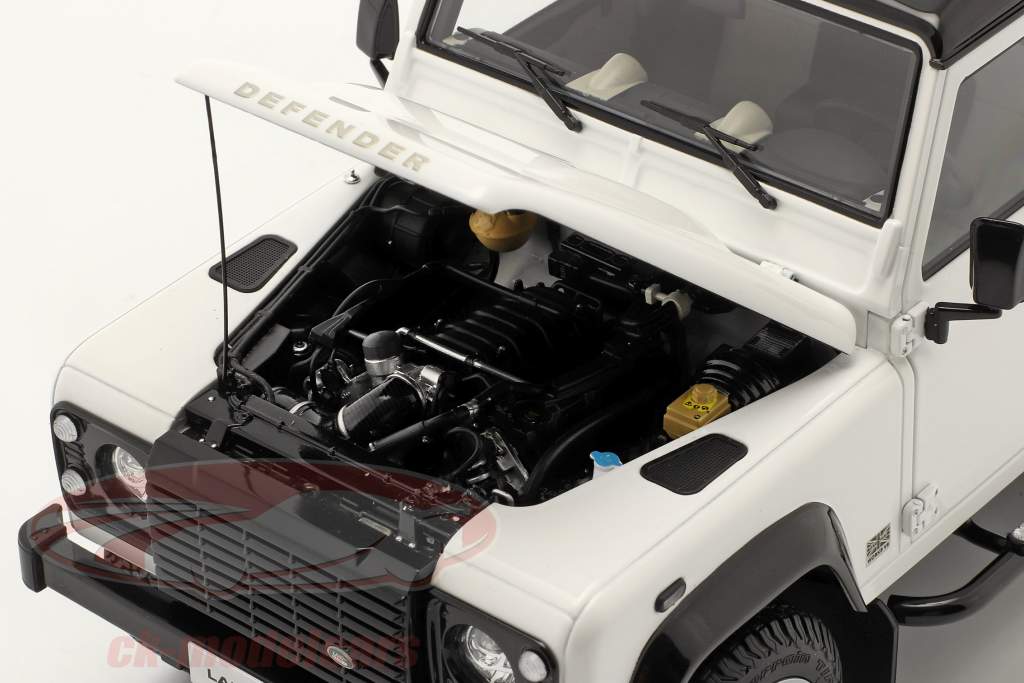 Land Rover Defender 90 Works V8 Byggeår 2018 hvid 1:18 LCD Models