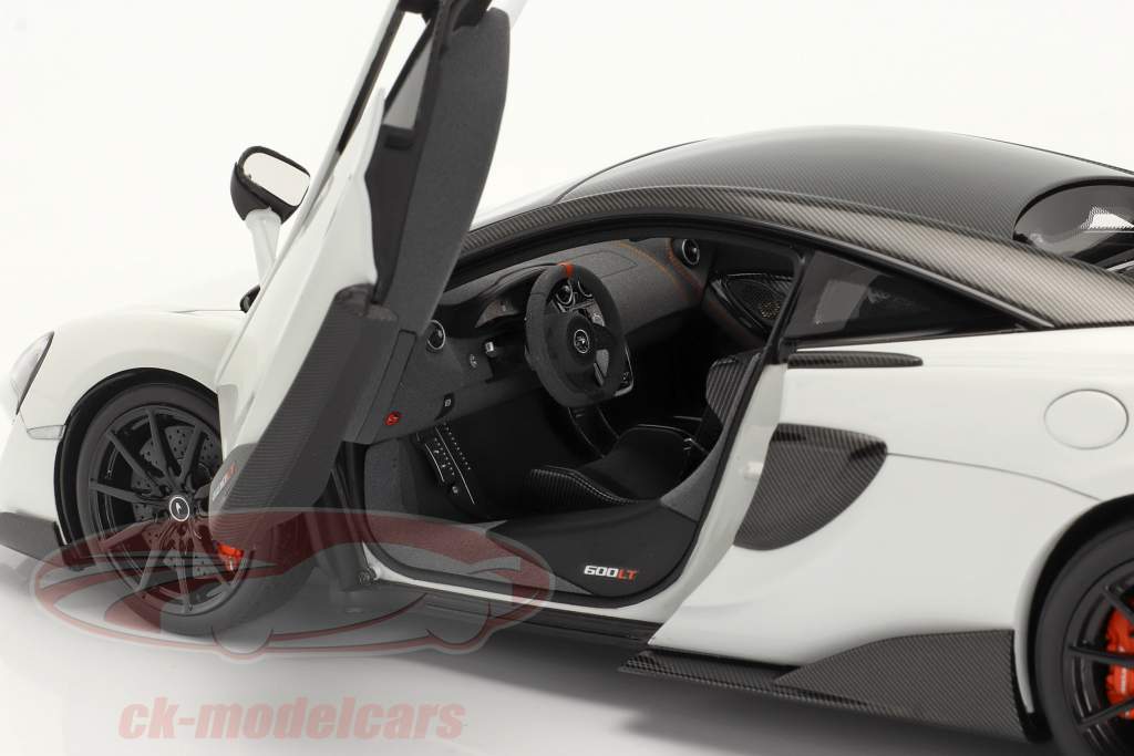 McLaren 600LT year 2019 white 1:18 LCD Models