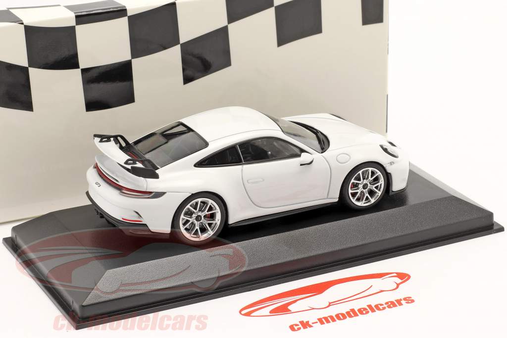 Porsche 911 (992) GT3 Année de construction 2020 blanc / argent jantes 1:43 Minichamps