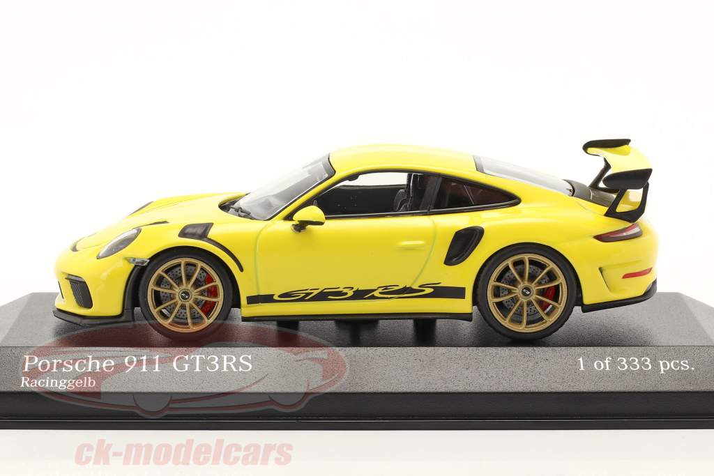 Porsche 911 (991 II) GT3 RS 2018 racinggelb / goldene Felgen 1:43 Minichamps