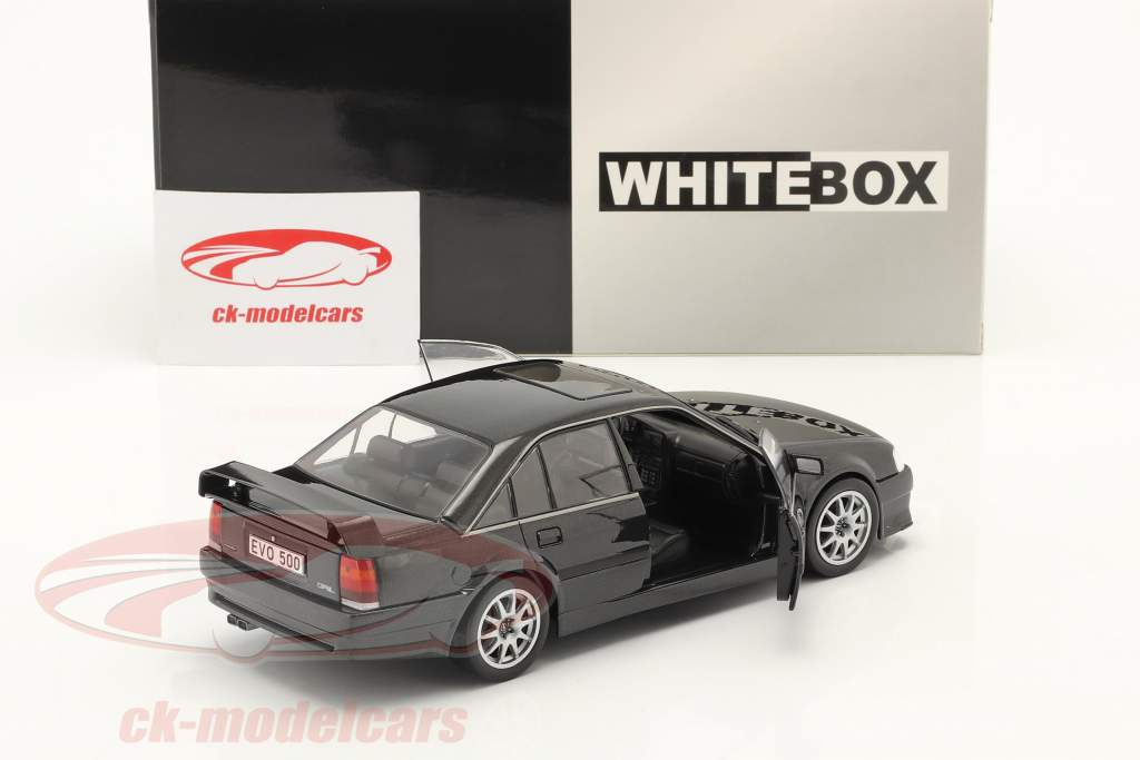 Opel Omega Evolution 500 Byggeår 1991 sort 1:24 WhiteBox