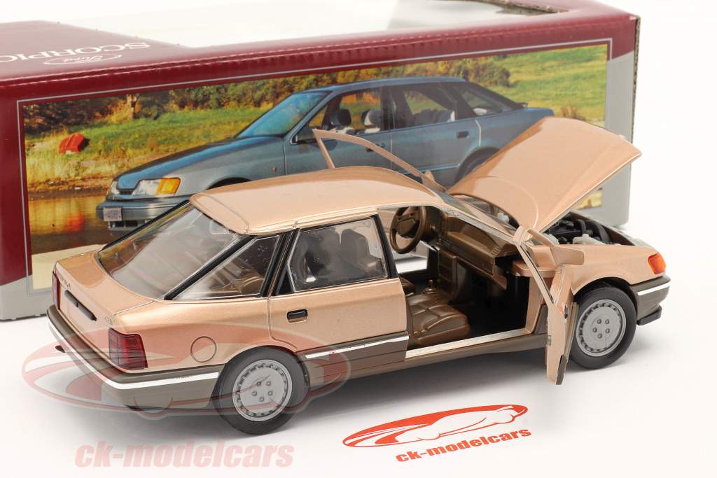 Ford Scorpio 1500 bronze metallisk 1:24 Schabak