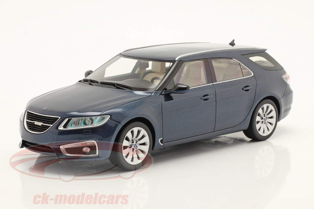 Saab 9-5 Sportcombi New Edition 2010 fjord blå 1:18 DNA Collectibles