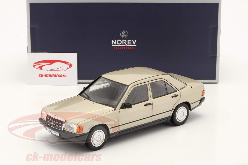Mercedes-Benz 190E (W201) Année de construction 1982 argent fumé 1:18 Norev