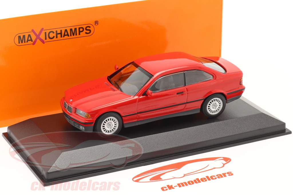 BMW 3 Series (E36) Coupe Baujahr 1992 rot 1:43 Minichamps