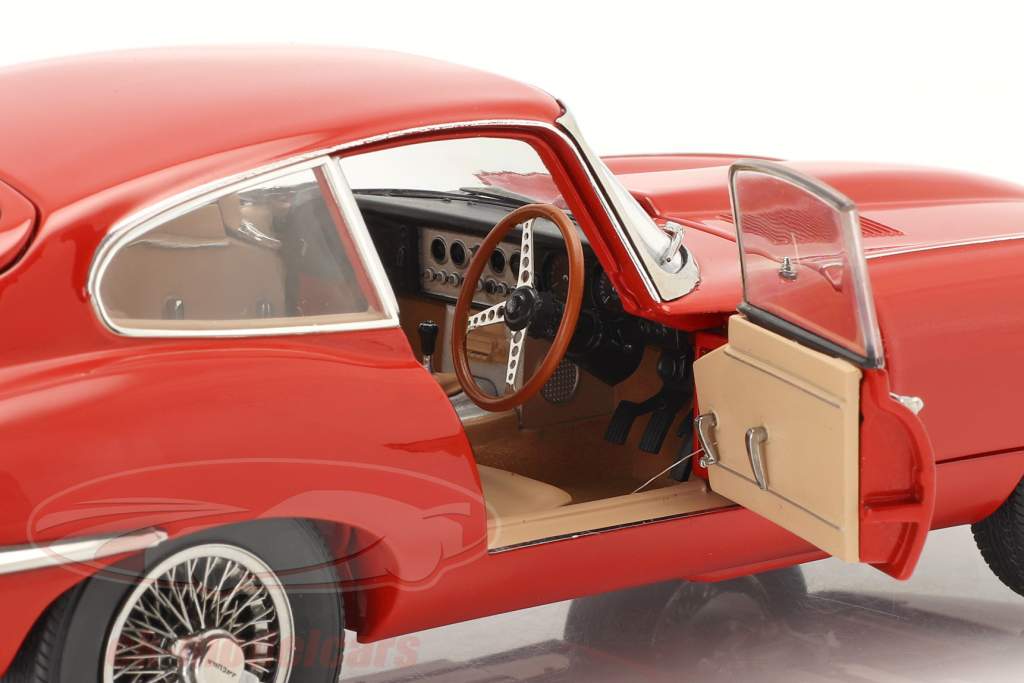 Jaguar E-Type Coupe RHD Ano de construção 1961 vermelho 1:18 Kyosho