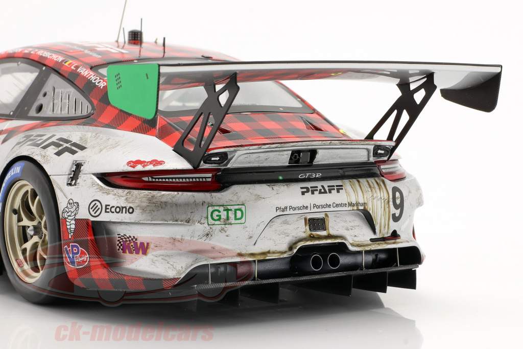 Porsche 911 GT3 R Dirty Version #9 Classer Gagnant 12h Sebring 2021 Pfaff Motorsport 1:18 Spark