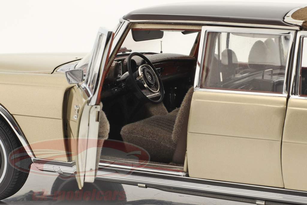 Mercedes-Benz 600 Pullman Landaulet (W100) 1965-81 浅褐色的 / 棕色的 1:18 CMC