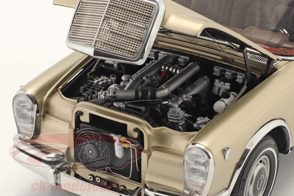 Mercedes-Benz 600 Pullman Landaulet (W100) 1965-81 bege / marrom 1:18 CMC