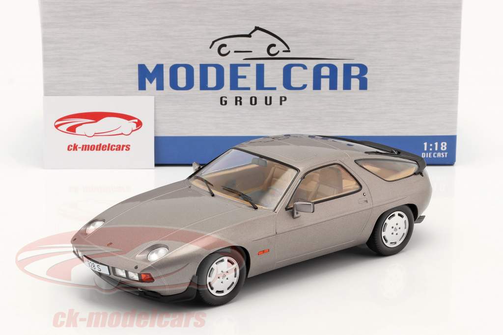 1/18 ポルシェ928S 限定250台1/18 ポルシェ928S Porsche ミニカー