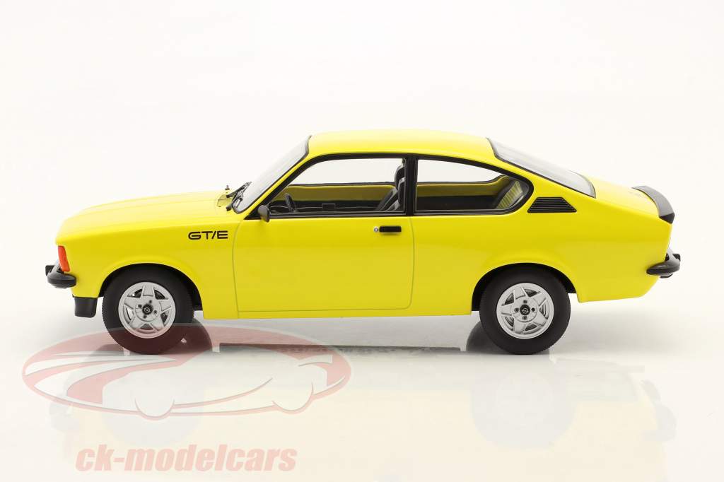 Opel Kadett C GT/E 建設年 1977 黄色 1:18 Norev
