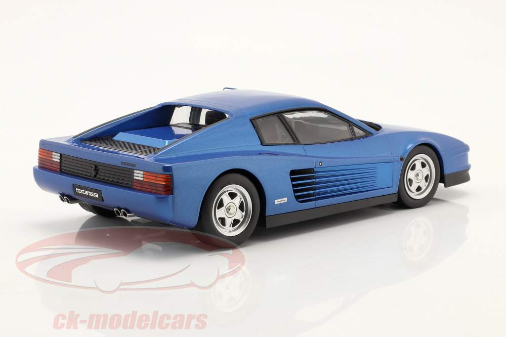 Ferrari Testarossa Monospecchio Byggeår 1984 blå metallisk 1:18 KK-Scale