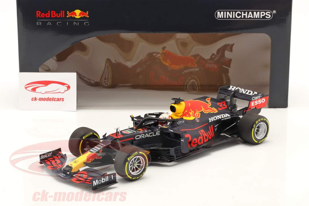 Max Verstappen Red Bull RB16B #33 формула 1 Чемпион мира 2021 1:18 Minichamps