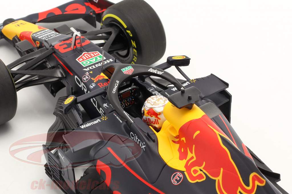 Max Verstappen Red Bull RB16B #33 公式 1 世界冠军 2021 1:18 Minichamps