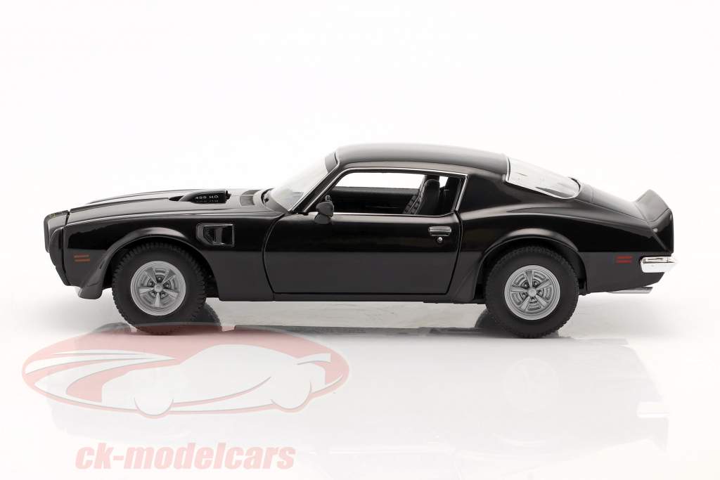 Welly 1:24 Pontiac Firebird Trans AM year 1972 black 24075bk model 