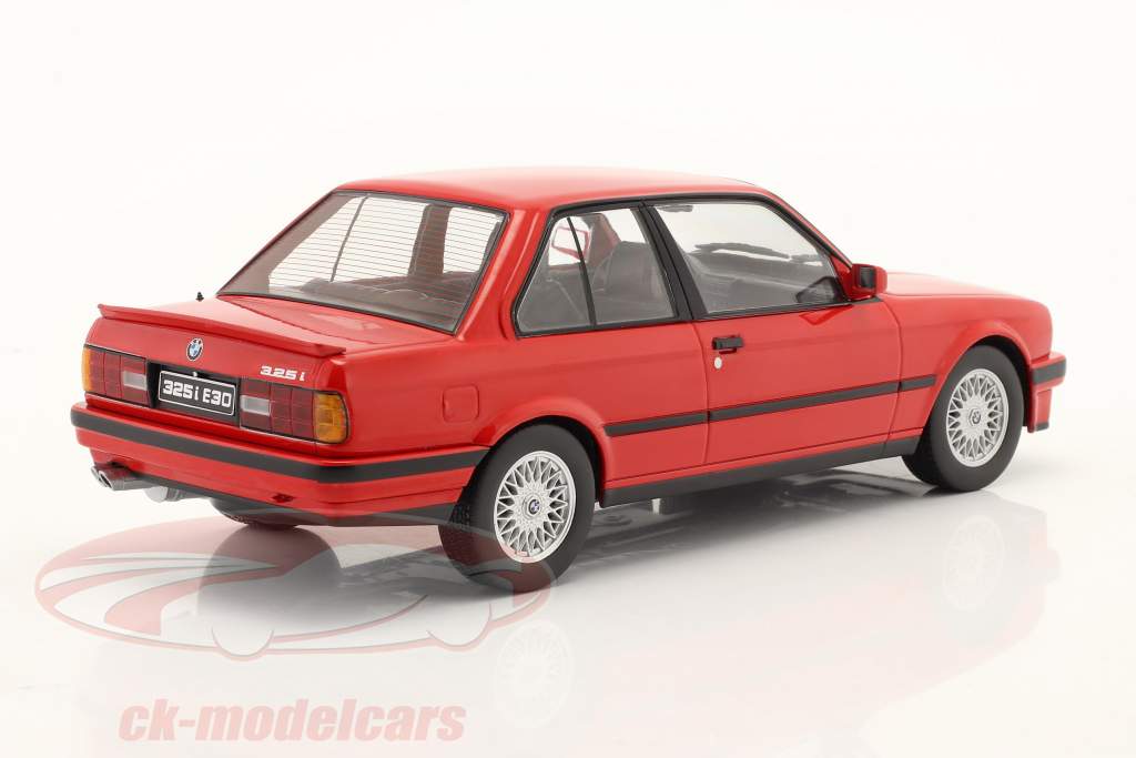 BMW 325i (E30) М-пакет 1 Год постройки 1987 красный 1:18 KK-Scale