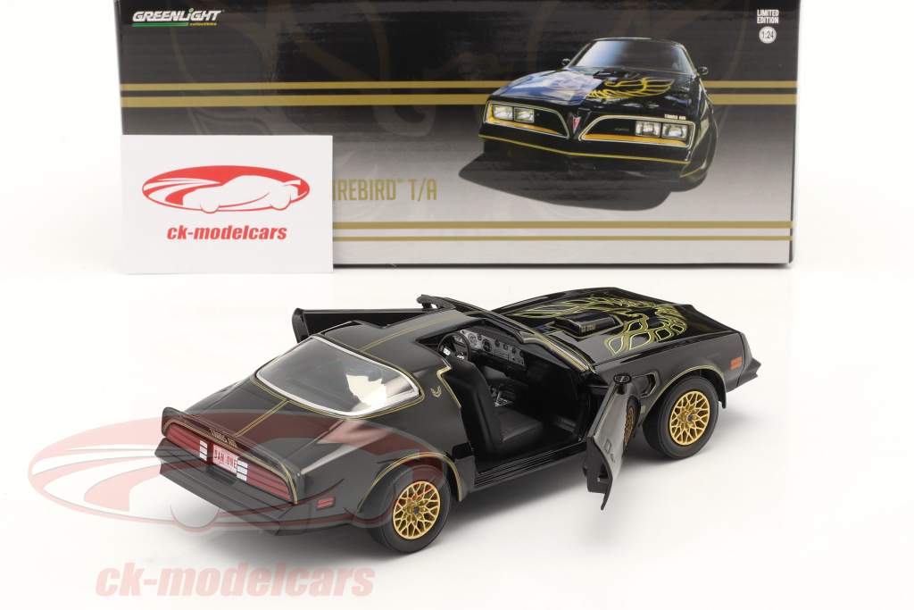 Pontiac Firebird TransAm year 1977 black / gold 1:24 Greenlight