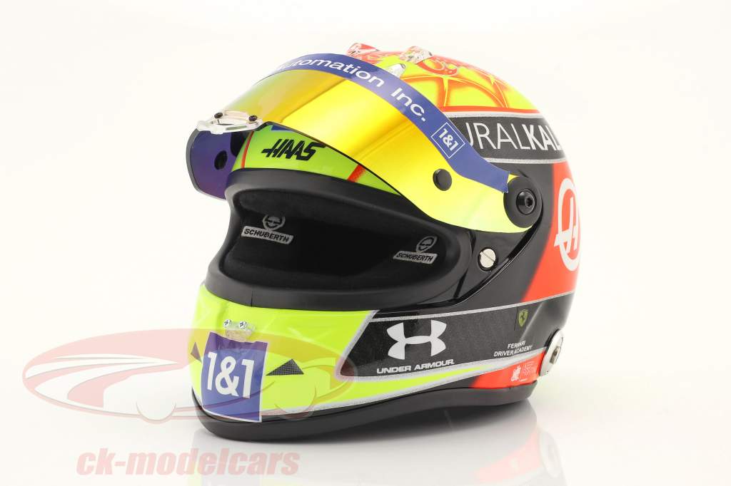 Mick Schumacher #47 GP Silverstone formel 1 2021 hjelm 1:2 Schuberth