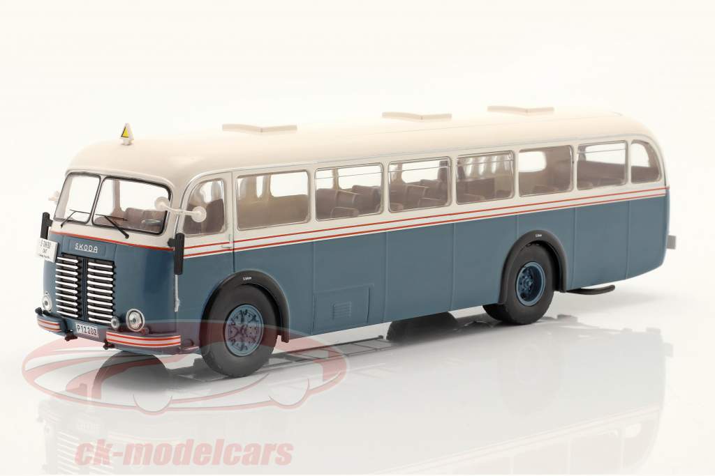 Skoda 706 RO bus Byggeår 1947 blå-grå / hvid 1:43 Ixo