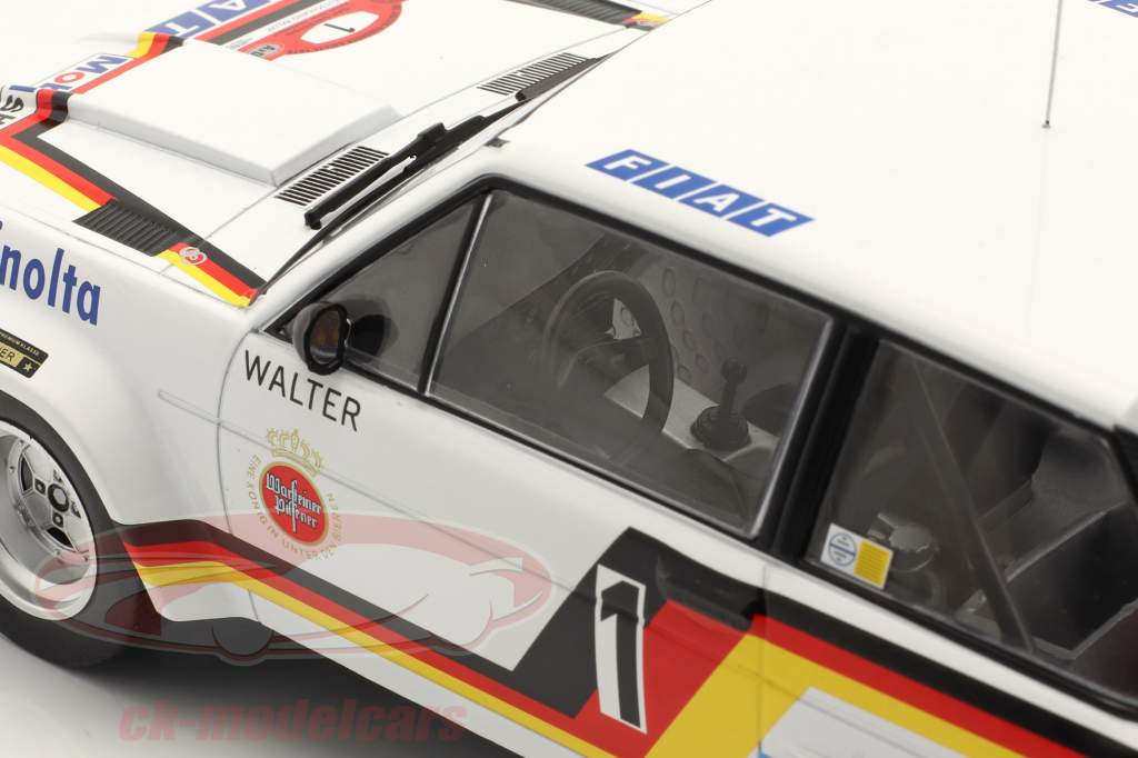 Fiat 131 Abarth #1 gagnant Rallye Hunsrück 1979 Röhrl, Geistdörfer 1:18 Ixo