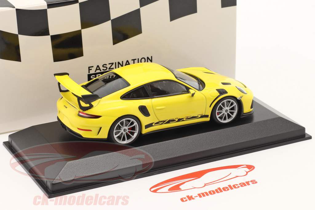 Porsche 911 (991 II) GT3 RS 2018 racing amarillo / plata llantas 1:43 Minichamps