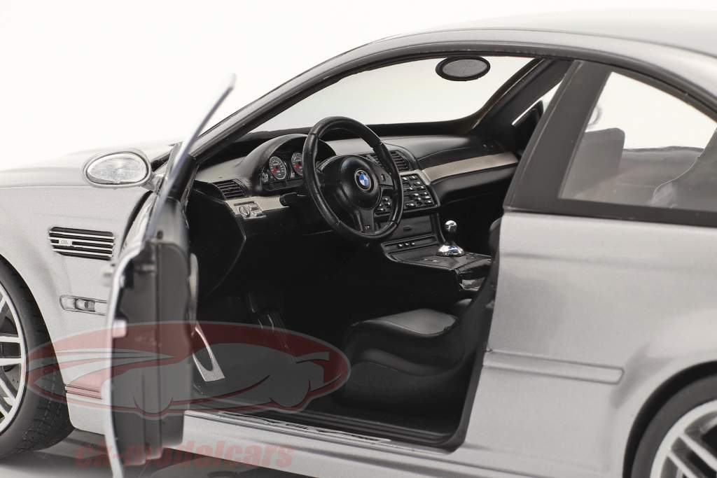 BMW M3 (E46) CSL Año de construcción 2003 Gris plateado metálico 1:18 Solido
