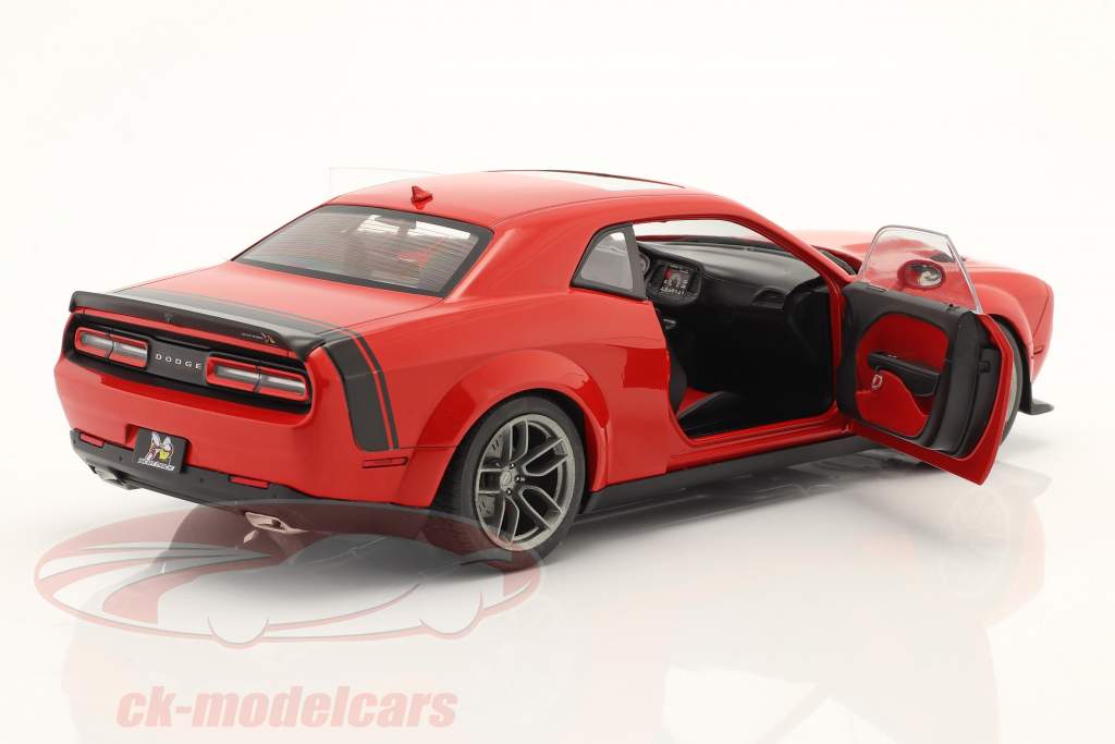 Dodge Challenger R/T Scat Pack Widebody Año de construcción 2020 rojo 1:18 Solido