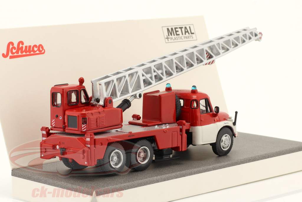 Tatra T148 pompiers camion grue rouge / blanche 1:87 Schuco