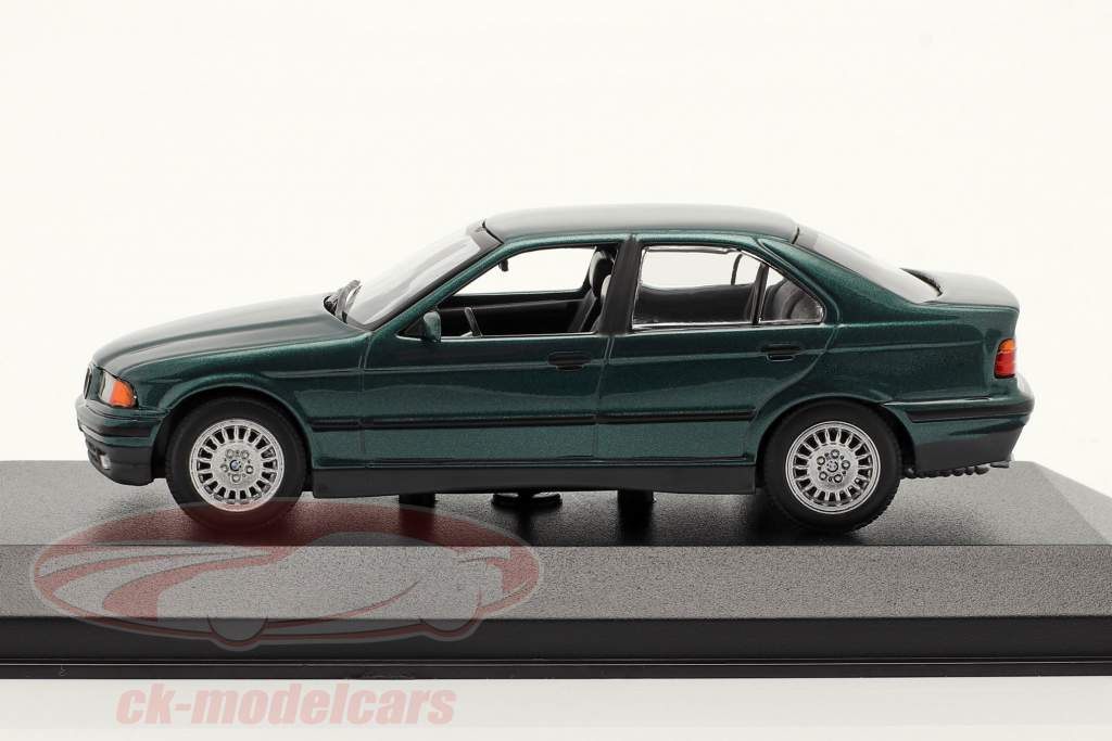 BMW 3-Series (E36) Año de construcción 1991 verde oscuro metálico 1:43 Minichamps