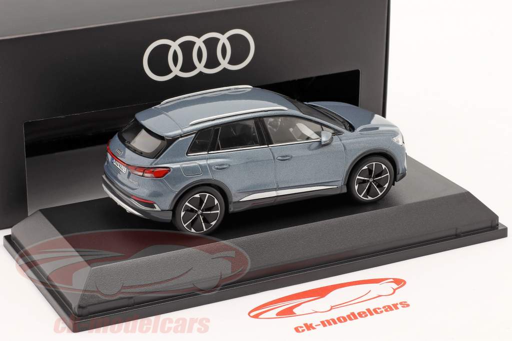 Audi Q4 e-tron Byggeår 2021 gejser blå 1:43 Spark