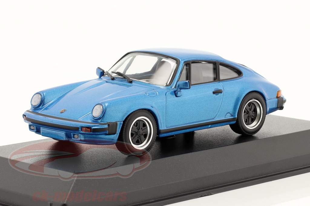 Porsche 911 SC Año de construcción 1979 azul metálico 1:43 Minichamps