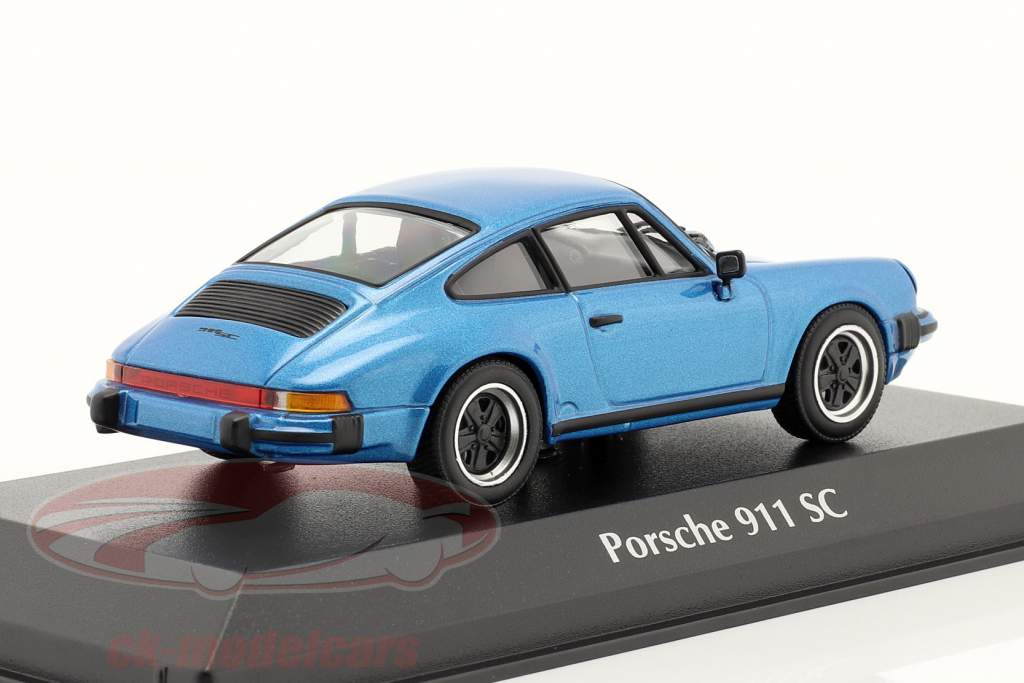 Porsche 911 SC year 1979 blue metallic 1:43 Minichamps