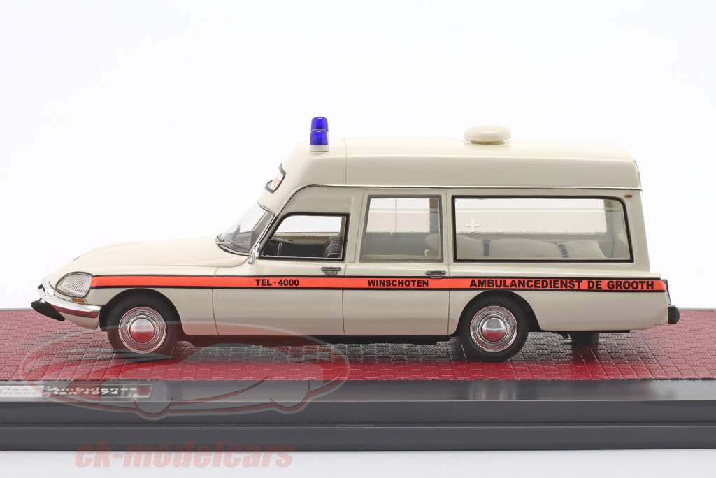 Citroen DS 23 Visser Ambulance De Grooth Winschoten 1974 Blanco 1:43 Matrix