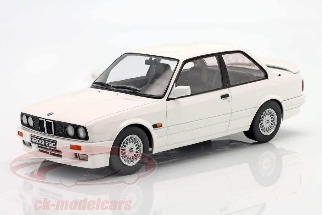 BMW 320iS E30 Italo M3 建設年 1989 白 1:18 KK-Scale
