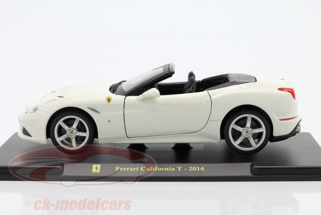 Ferrari California T Byggeår 2014 hvid 1:24 Bburago