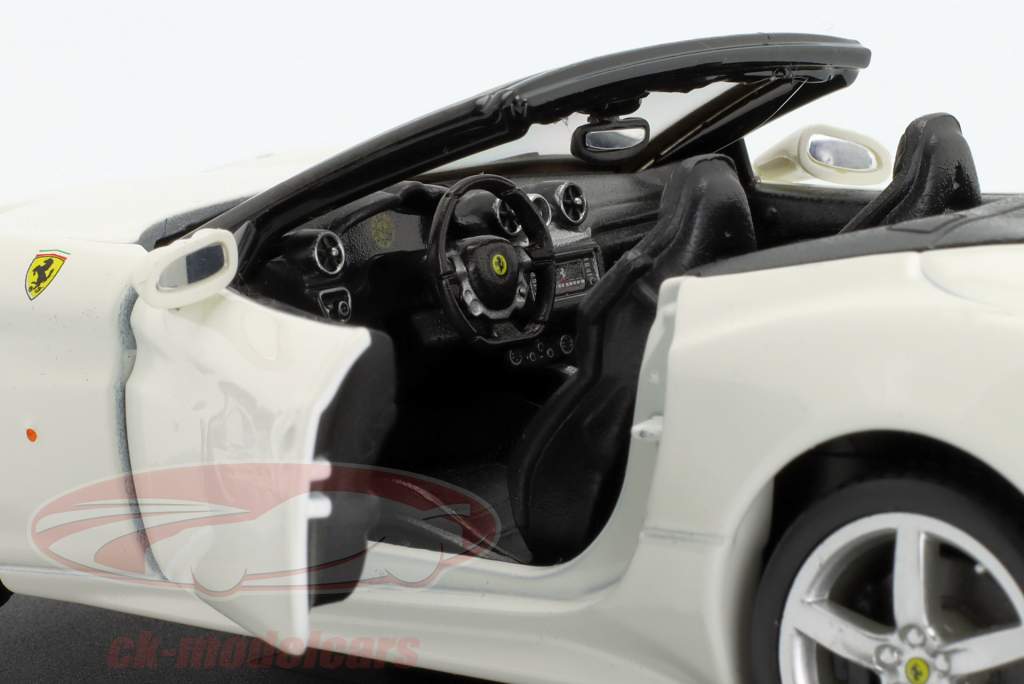 Ferrari California T Año de construcción 2014 Blanco 1:24 Bburago