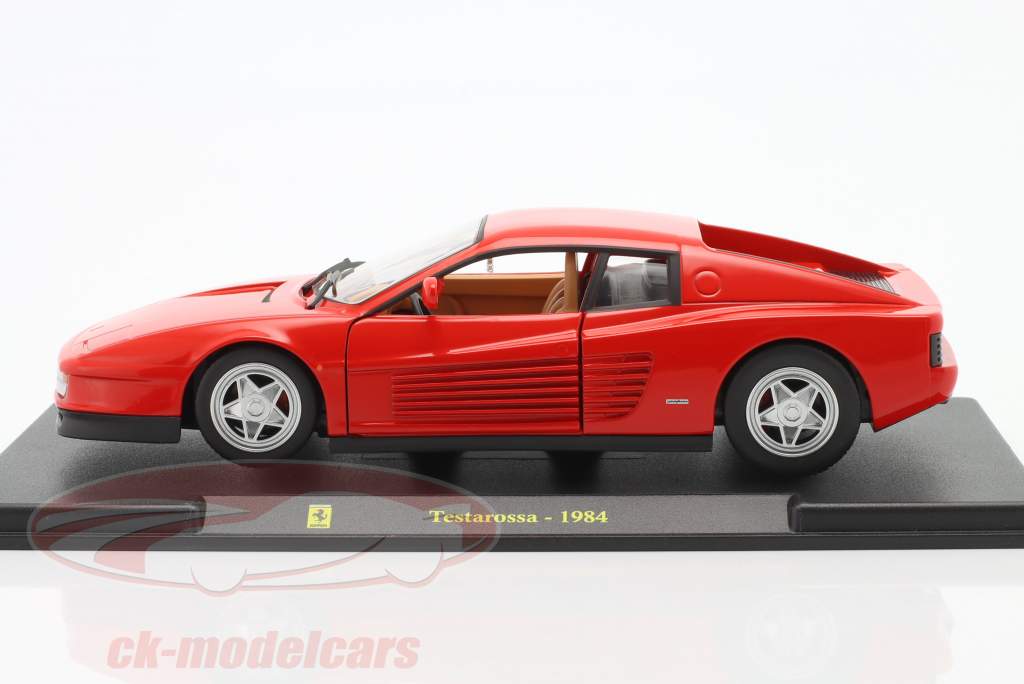 Ferrari Testarossa Année de construction 1984 rouge 1:24 Bburago