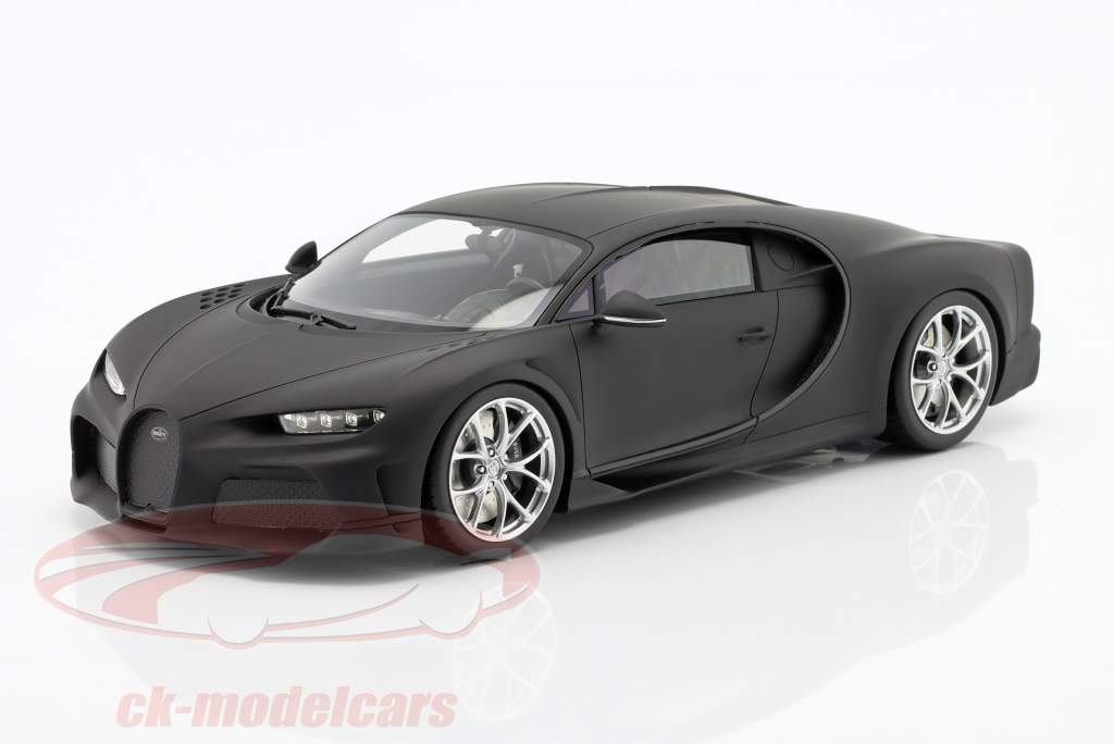 Bugatti Chiron Super Sport 300+ Baujahr 2020 mattschwarz 1:18 TrueScale